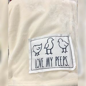 Rae Dunn LOVE MY PEEPS Cozy Blanket